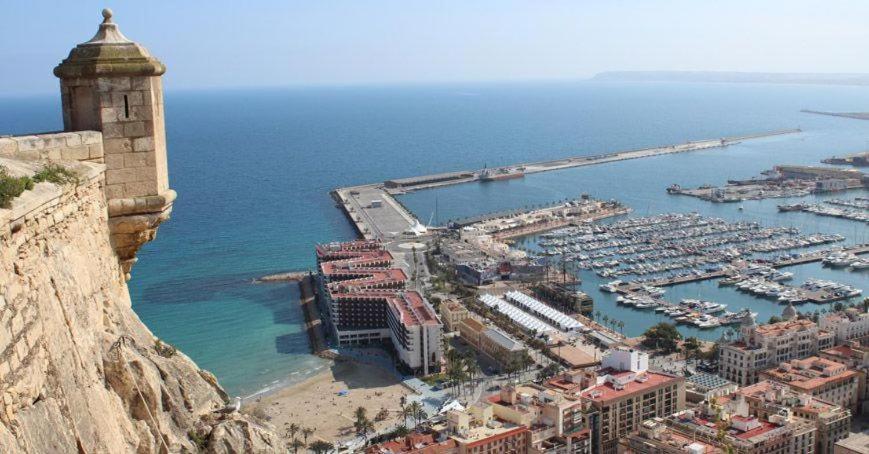 Flamenco, Apartamento Exclusivo De Dos Habitaciones En El Pleno Del Casco Antiguo, Alicante, Playa, Centro Historico, Rambla 外观 照片